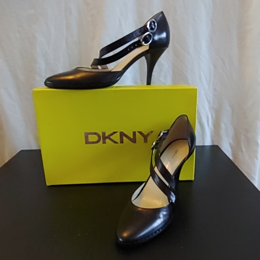 DKNY Women Shoes